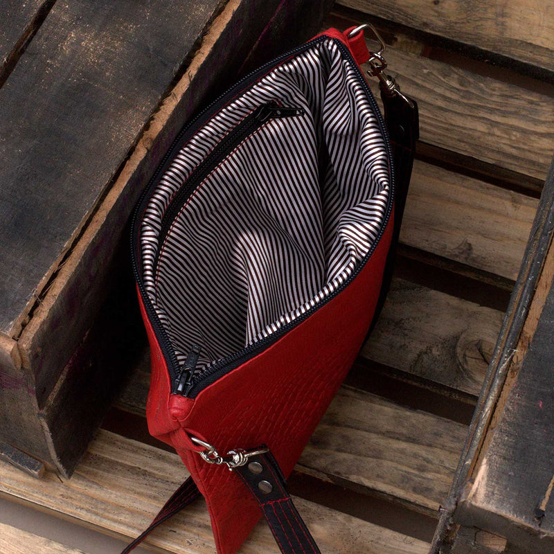 Satora Minimal Leather Pouch Bag
